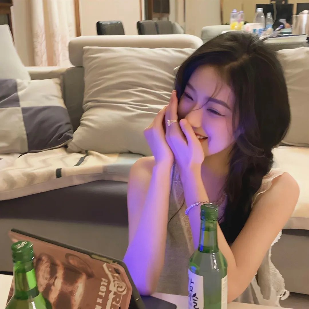 Plage：有隐情的人齐聚的合租屋